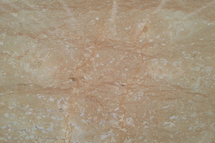 石材盐碱斑怎样形成?有何特征呢?