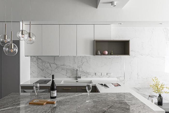 大理石拼花跟瓷砖拼花有何差别呢?