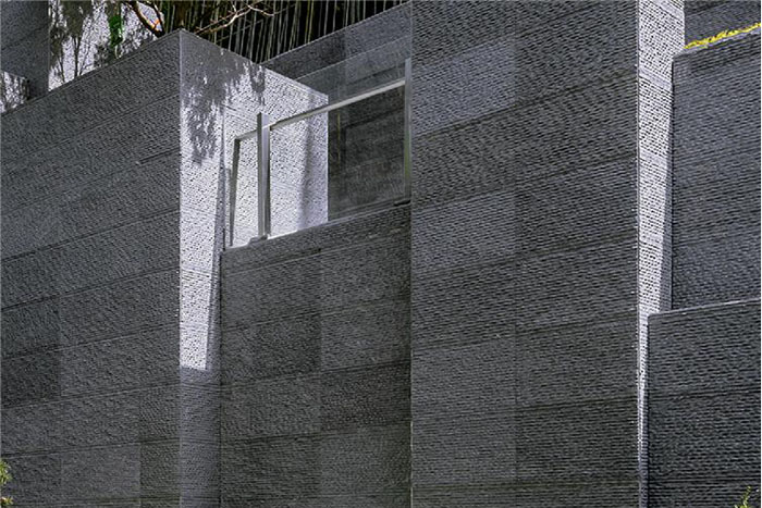 芝麻黑花岗岩怎样选择防护剂呢?