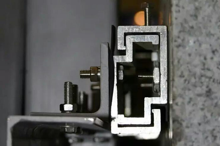 石材背栓常见的3中种别先容