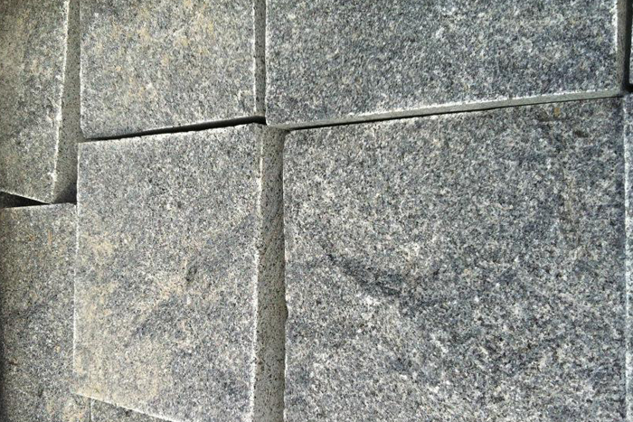 G654芝麻黑石材黄斑怎样预防