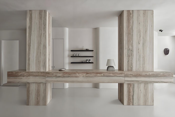 ¶´Ê¯µÄËĸöÌØµã